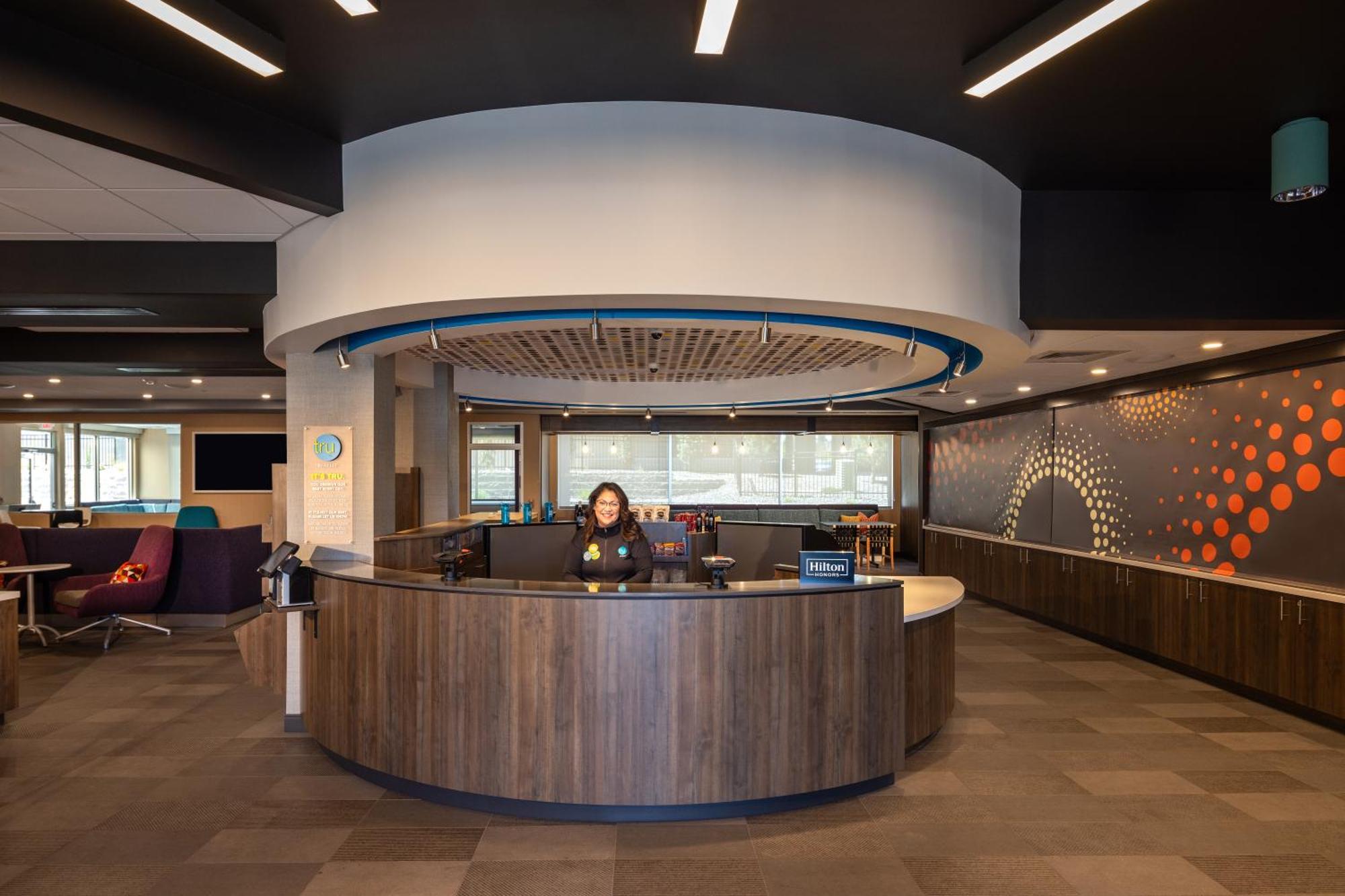 Hotel Tru By Hilton Yakima Airport Exterior foto