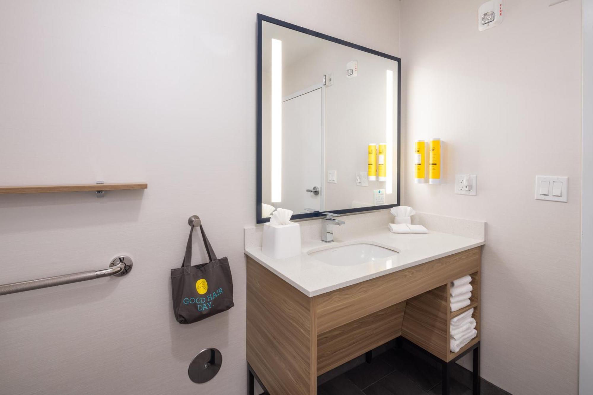 Hotel Tru By Hilton Yakima Airport Exterior foto